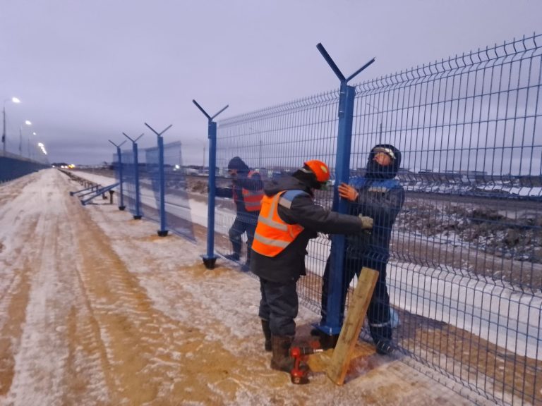 Монтаж забора